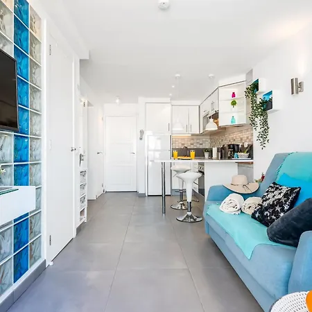 Amazing In Americas Hill