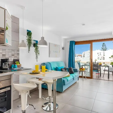 Amazing In Americas Hill