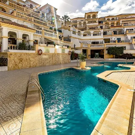 Amazing In Americas Hill Апартаменты